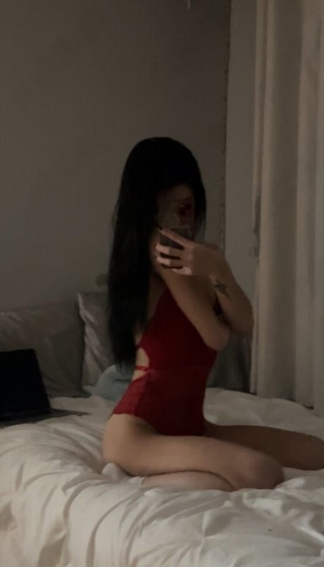 surelynotsi pornstar sexy img