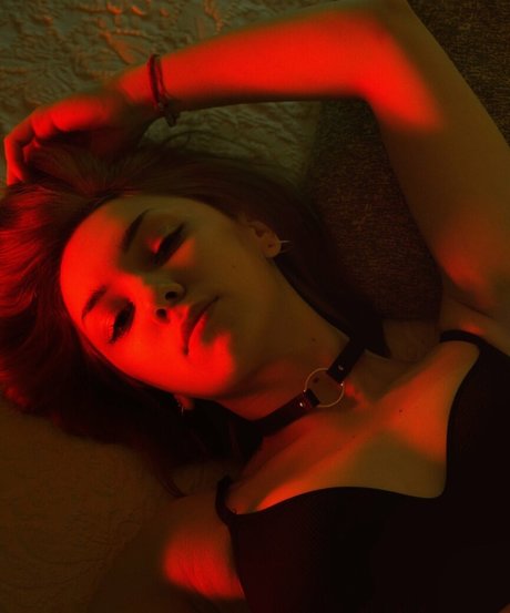 Roxy Loov hd pornstar picture