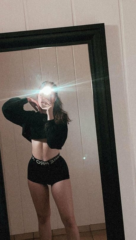 larissaxadventures pornstar exclusive photo