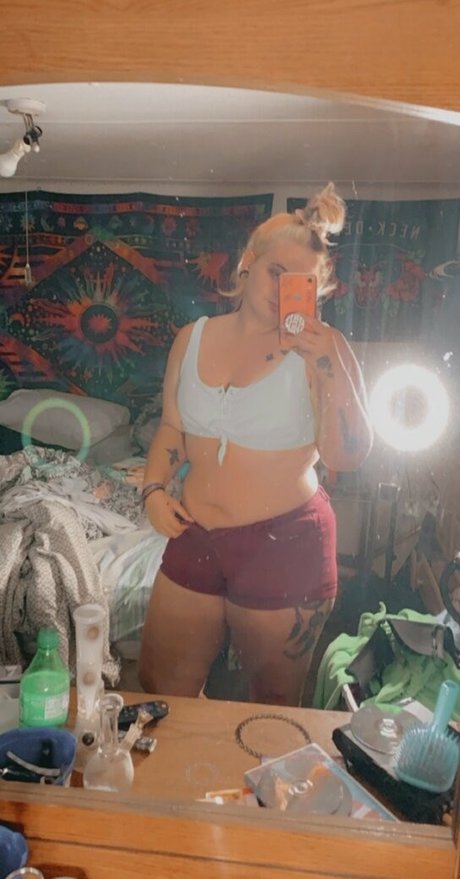 bxbygxrl21 model nude images