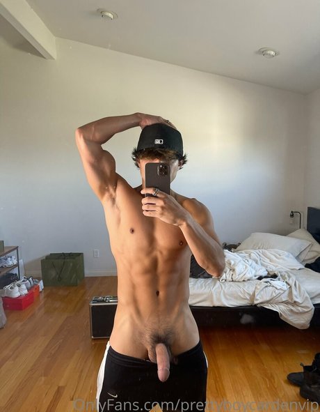 aedanvip pornstar exclusive image