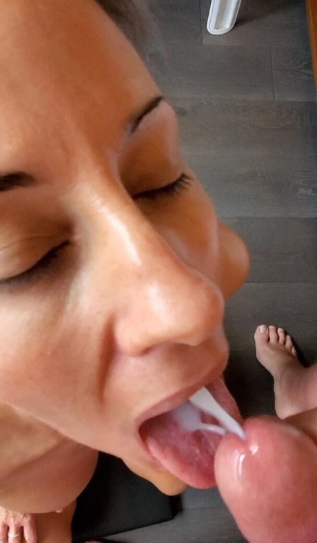 Ms Sandralyn model pornographic archive