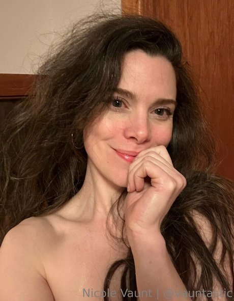 vauntastic star naked archive