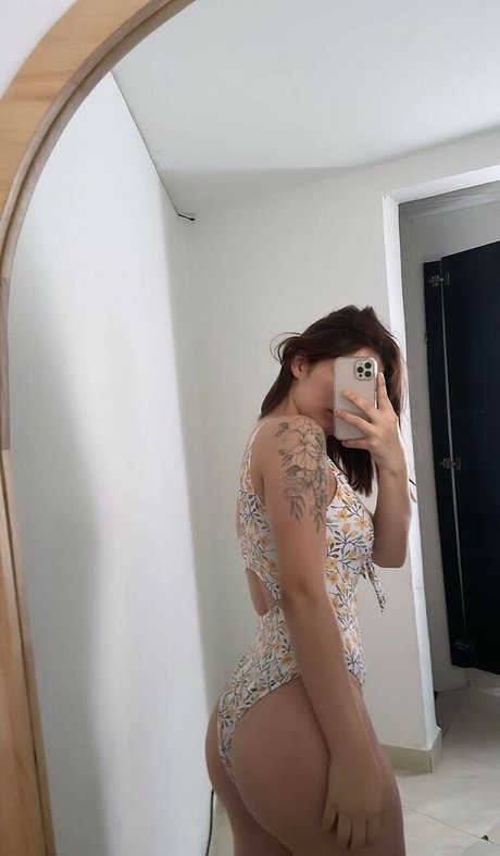 Maya Monroy Ruiz pornstar picture