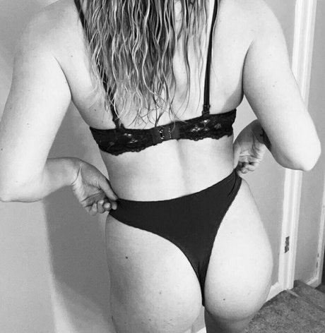 petite liv pornstar top pictures