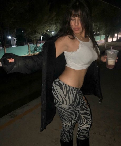 Meli Almada free actress photos