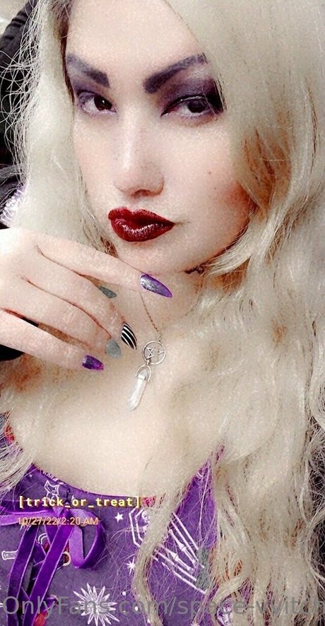 spacevvitch666 pornstar erotic photo