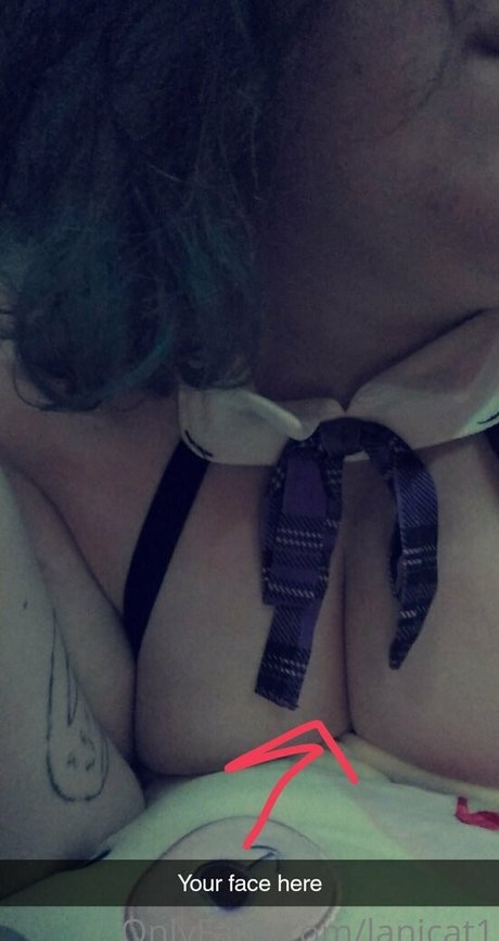 lanicat1 sexy actress picture