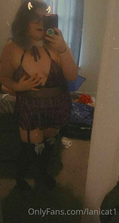 lanicat1 star top pictures