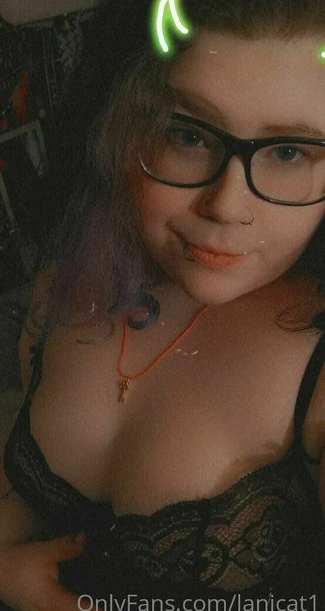 lanicat1 nudes model archive