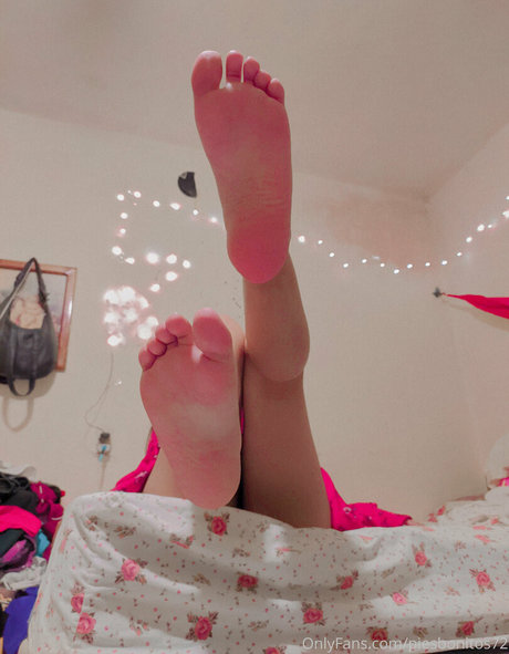 piesbonitos72 perfect actress photos