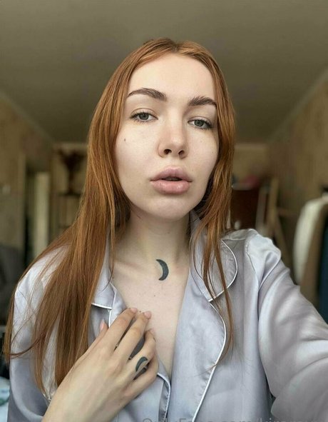 kiraroxx model porn pics