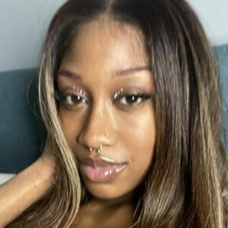 Bobby 111 erotic pornstar img