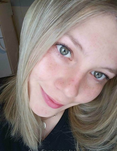 curvy lingerie onlyfans xxx photo