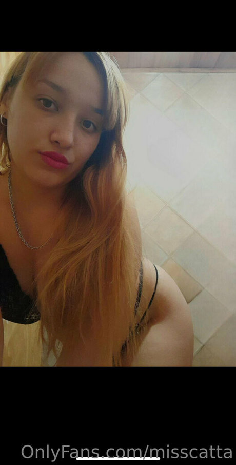 misscatta model art photos