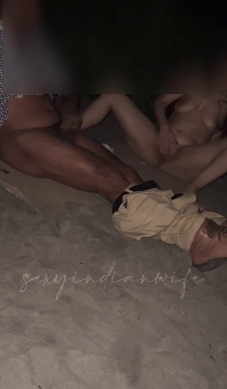 Sexyindianwife pornstar erotic image