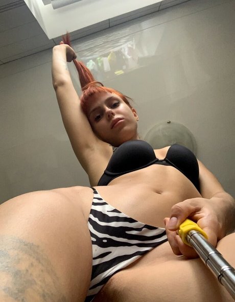 Goddess Kira beautiful model gallery