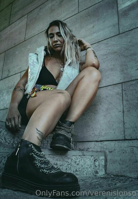 verenislonso pornstar sexy photos