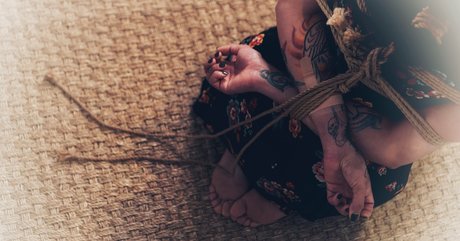 sugarskull bri hot actress pic