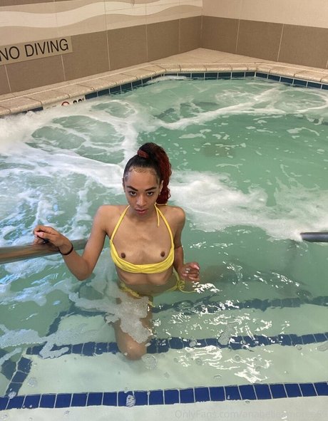 anabelleamoree69 model adult images