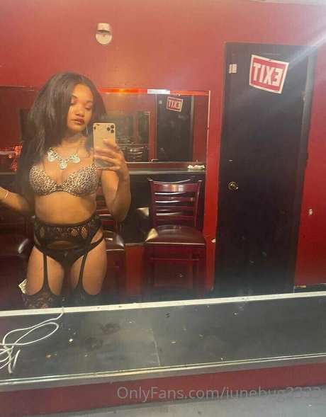 junebug3333 sexy pornstar picture