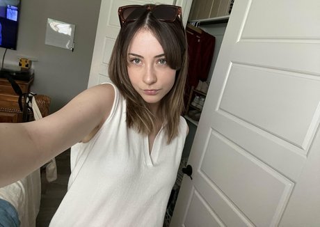 Kelsey Grzybowski best actress picture