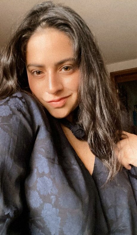 Totti Mane pretty star pictures