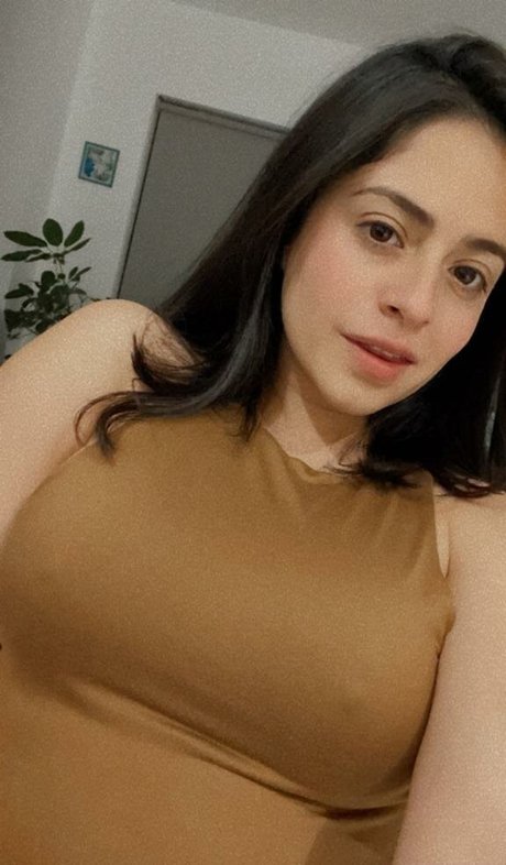 Totti Mane model adult images