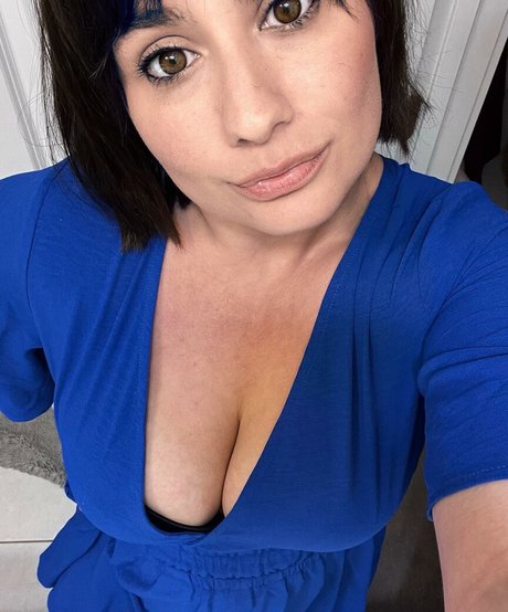 LillyBehave star sex photos