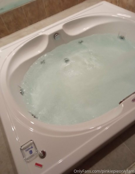 pinkiepiemid pornstar perfect images