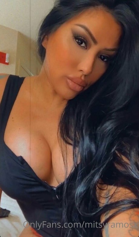 mitsyramosx perfect model image