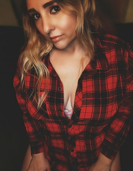 marriedslvtfree model erotic picture