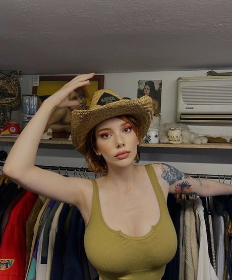 anthealefteria perfect pornstar image