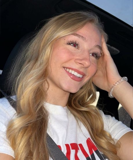 Hannah Alyssa Woods model porn galleries