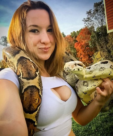 hairy teen pussy onlyfans sexy nude pics