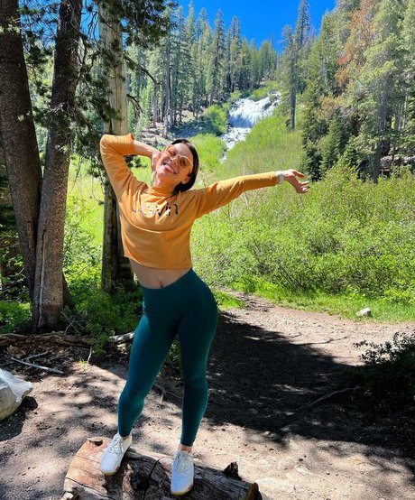 Kora Raw model nudes archive