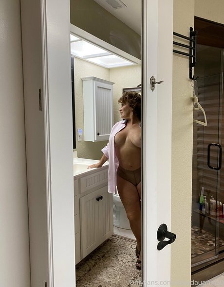 saggy milf onlyfans sexy archive