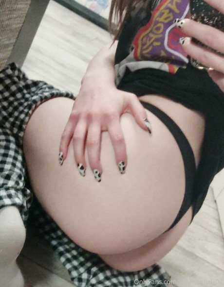 tranny onlyfans beautiful image