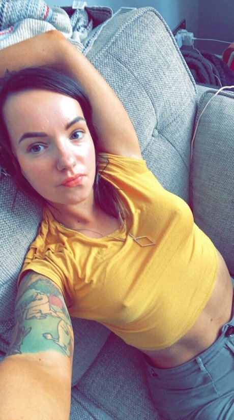 Maisey Brooks erotic star galleries