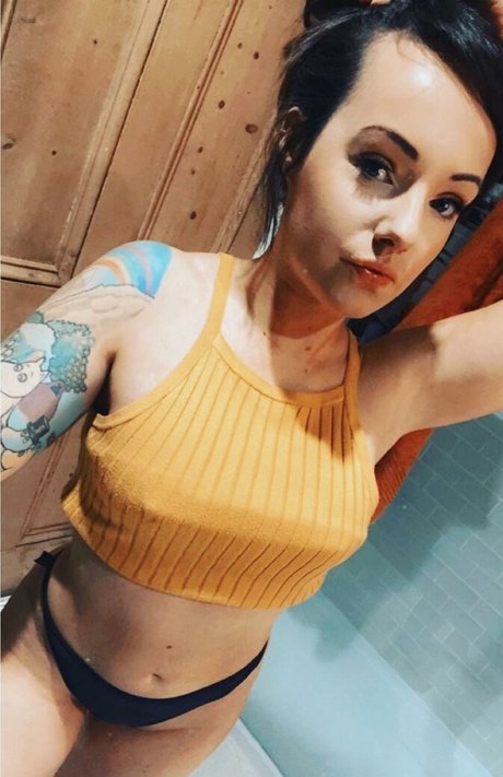 Maisey Brooks star nice picture