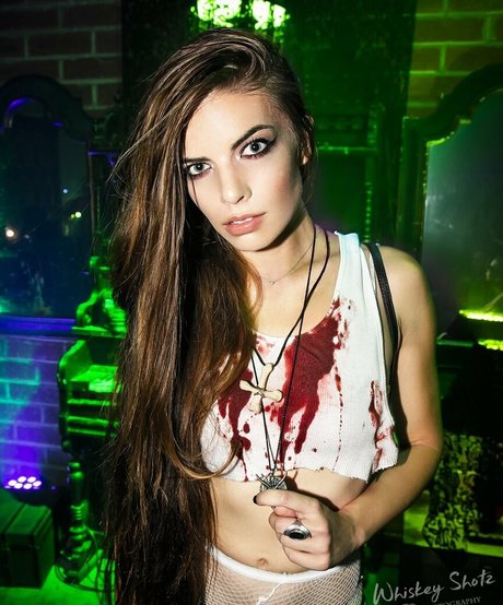 whiskey shotz model naked gallery