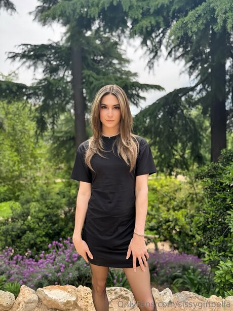 sissygirlbella erotic actress pics