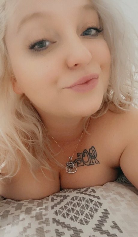 mommithiccc top pornstar pics