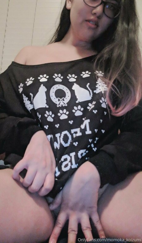 manicmomo beautiful pornstar img