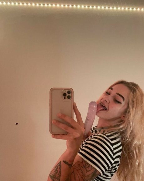 katysancheskiihott model nudes images