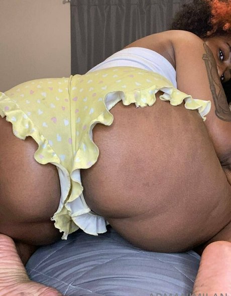 sexy mom onlyfans hot naked picture