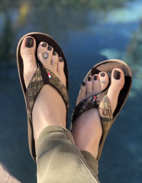 cutewebbies erotic star image