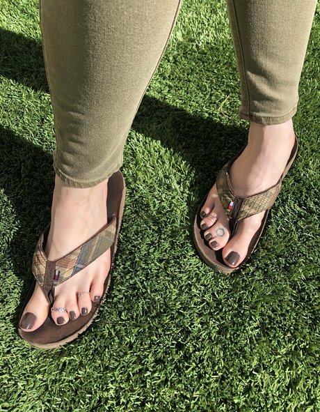 cutewebbies exclusive actress pic