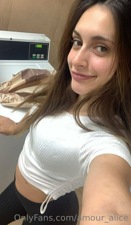 amour alice star sex picture