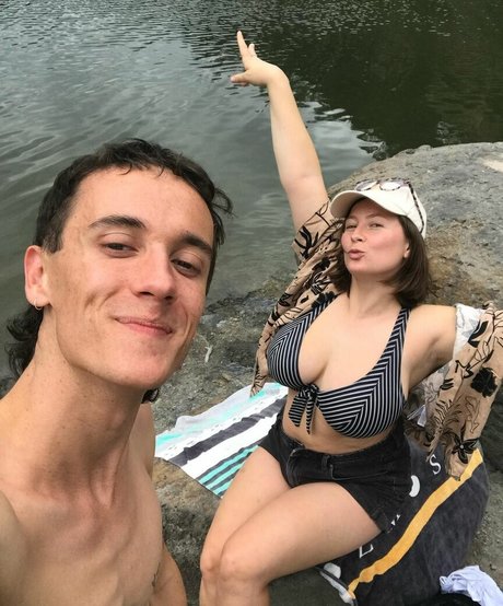 SliceOfSalami pornstar sex images